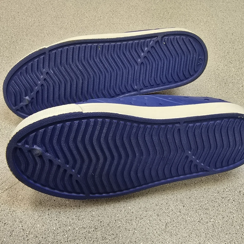 DSG Kids Blue Water Shoes Size 2